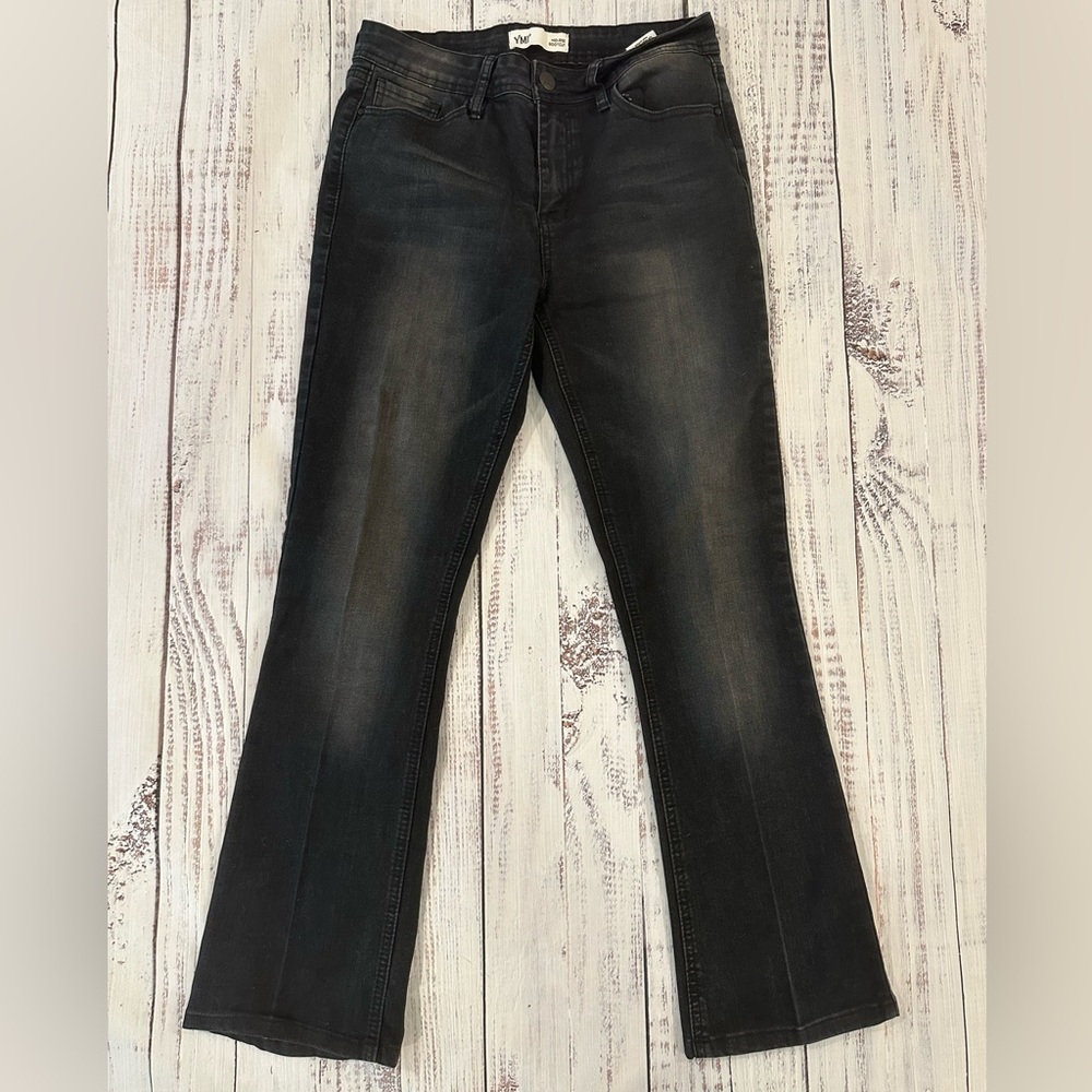 YMI Black Mid-Rise Bootcut Jeans Embroidered Back Pockets Women's Size 11